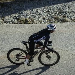 Assos Women's UMA GT Spring Fall LS Jersey -Cykelsko Butik Assos Women s UMA GT Spring Fall LS Jersey Jerseys Black Series AW20 12 24 298 18 L 2