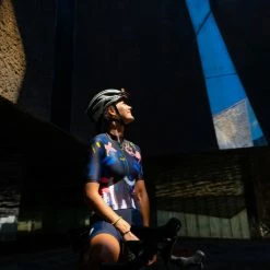 Black Sheep Cycling MR22 Women's Essentials TEAM SS Jersey -Cykelsko Butik Black Sheep Cycling MR22 Women s Essentials TEAM SS Jersey Jerseys Multi AW22 BS21222 2 MXB XS 0