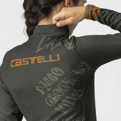 Castelli Women's Graffiti Thermal Long Sleeve Cycling Jerse 14 Castelli Women's Graffiti Thermal Long Sleeve Cycling Jerse -Cykelsko Butik Castelli Women s Graffiti Thermal Long Sleeve Cycling Jerse Jerseys Street Art Cypress AW21 4