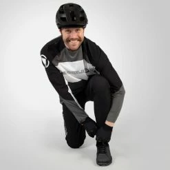 Endura MT500 Burner Lite Long Sleeve Jersey -Cykelsko Butik Endura MT500 Burner Lite Long Sleeve Jersey Jerseys Black SS23 E3230BK 3 6