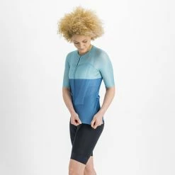 Sportful Women's Pro Cycling Jersey -Cykelsko Butik Sportful Women s Pro Cycling Jersey Jerseys Berry Blue Juniper B SS22 SF220144641